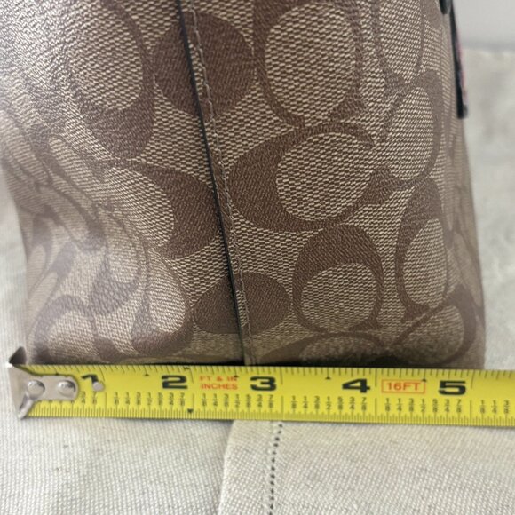 Coach x Disney Snow White Tote Bag - Brown - Limited Edition - Patches - Picture 12 of 13